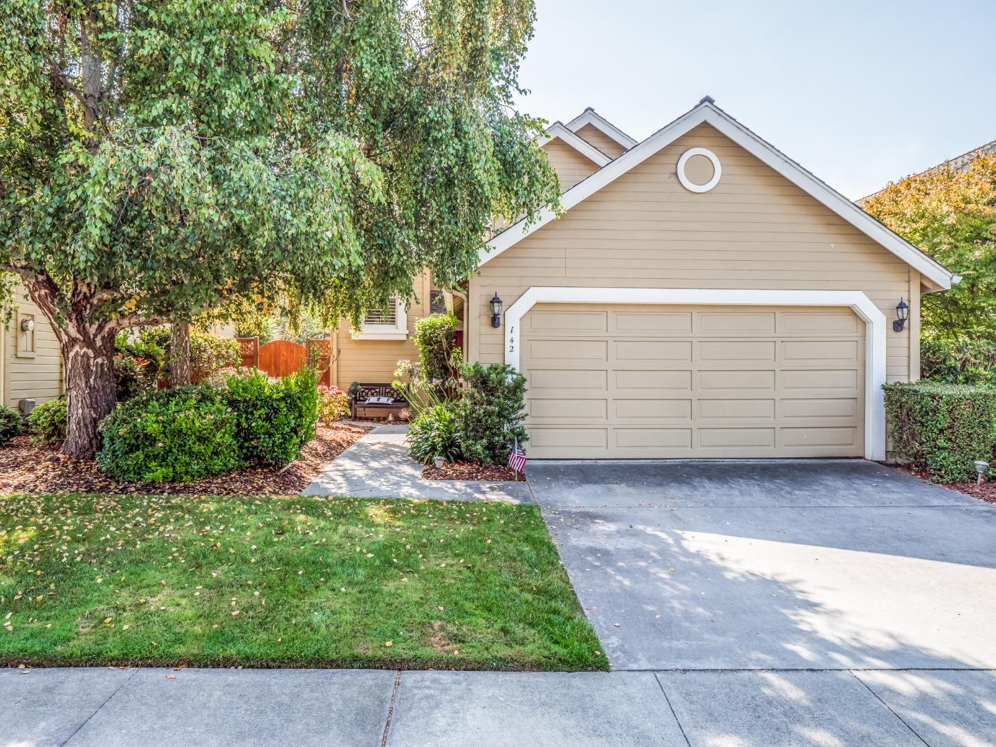 Detail Gallery Image 1 of 1 For 142 Camino Pacifico, Aptos,  CA 95003 - 3 Beds | 3 Baths