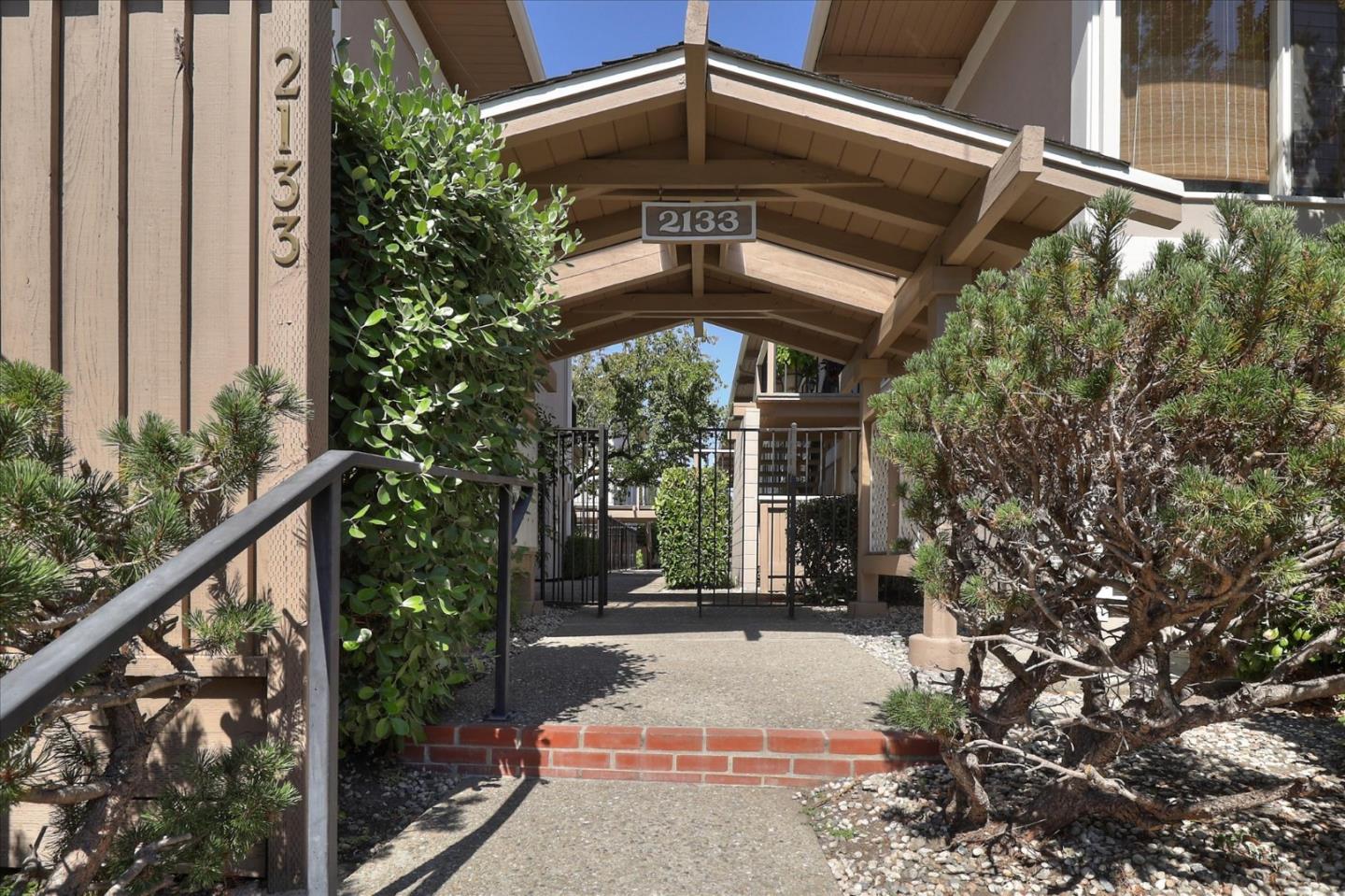 Detail Gallery Image 1 of 1 For 2133 Donald Dr #18,  Moraga,  CA 94556 - 1 Beds | 1 Baths