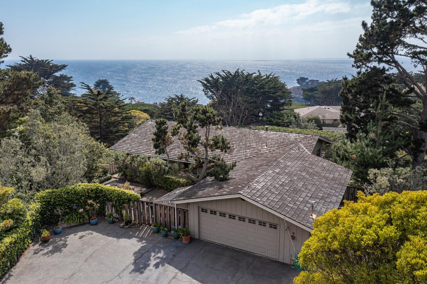 Detail Gallery Image 1 of 1 For 175 Spindrift Rd, Carmel Highlands,  CA 93923 - 3 Beds | 3/1 Baths