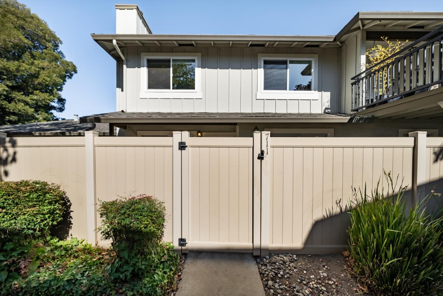 Detail Gallery Image 1 of 1 For 711 Whitewater Ct, San Jose,  CA 95133 - 2 Beds | 1/1 Baths