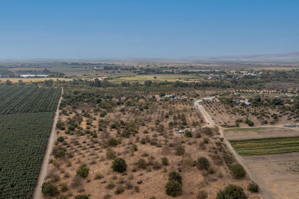 8265 Dara Court, HOLLISTER, California 95023, ,Lots And Land,For Sale,Dara Court,40967492