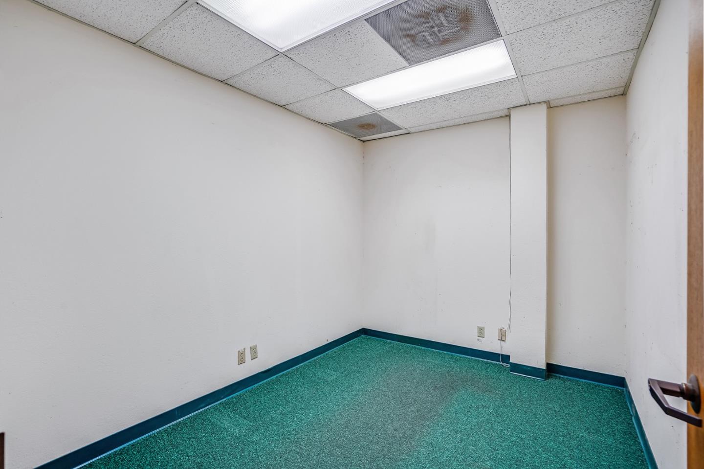 146-148 Iowa, SUNNYVALE, California 94086, ,Comm Industrial For Sale,For Sale,Iowa,40967499