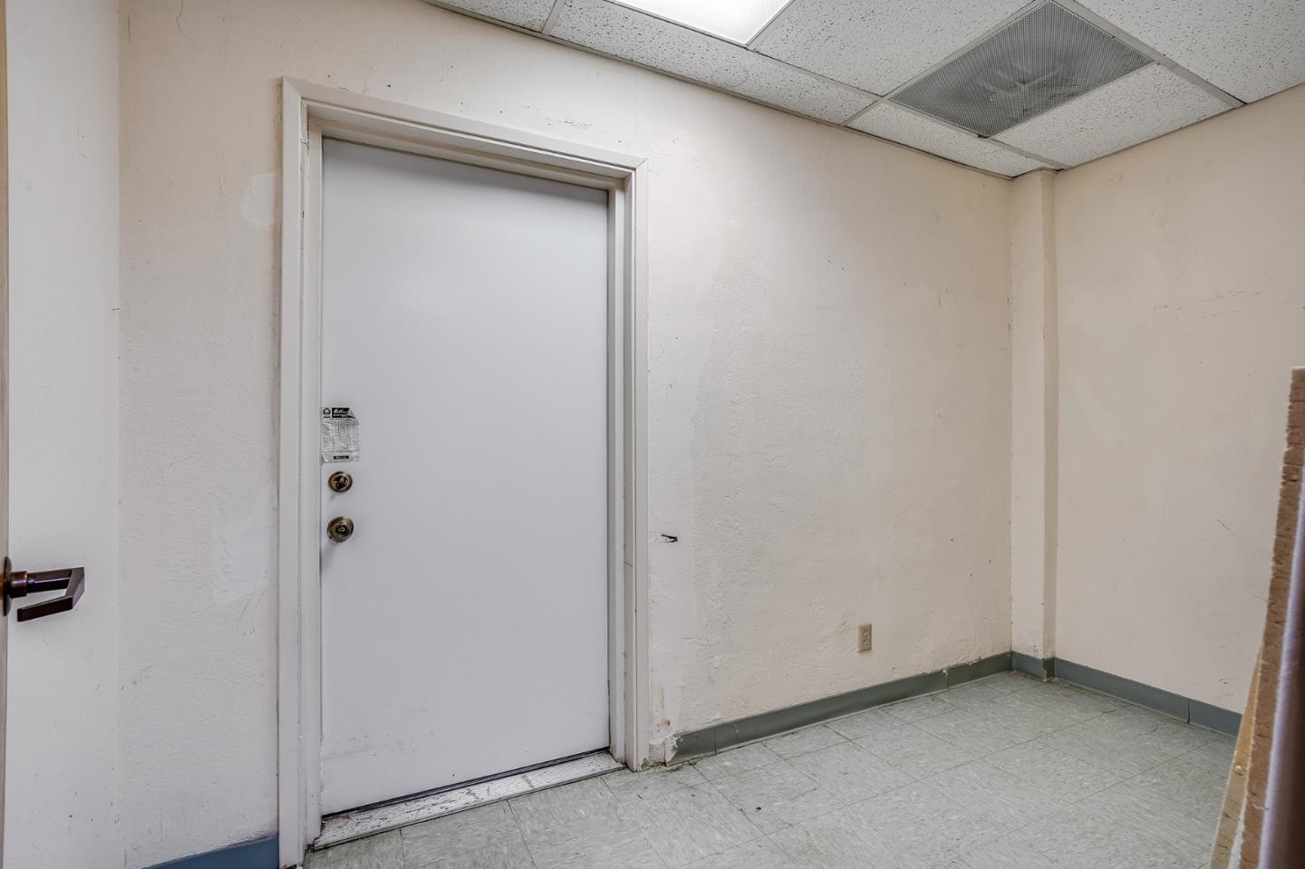 146-148 Iowa, SUNNYVALE, California 94086, ,Comm Industrial For Sale,For Sale,Iowa,40967499