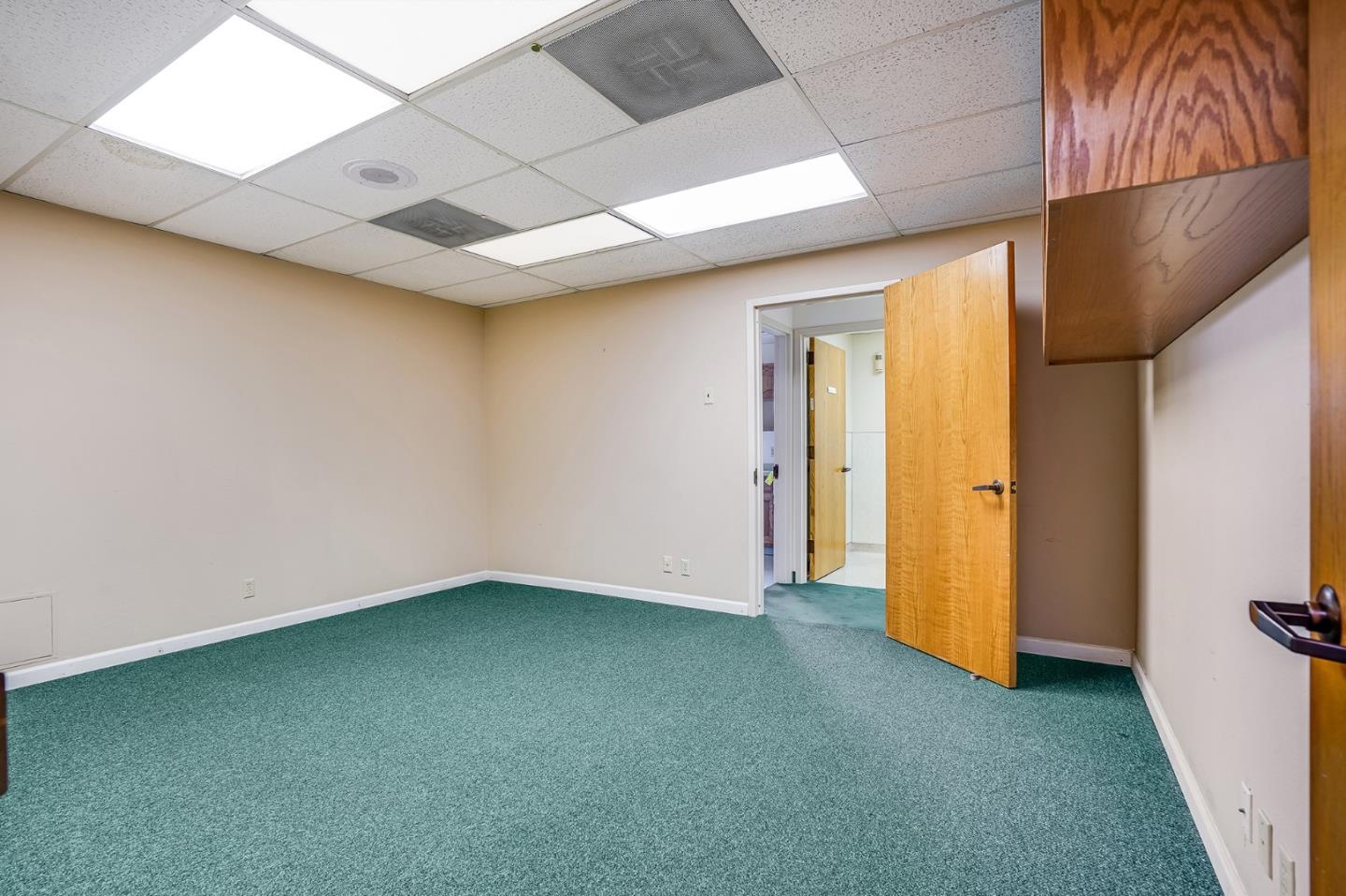 146-148 Iowa, SUNNYVALE, California 94086, ,Comm Industrial For Sale,For Sale,Iowa,40967499