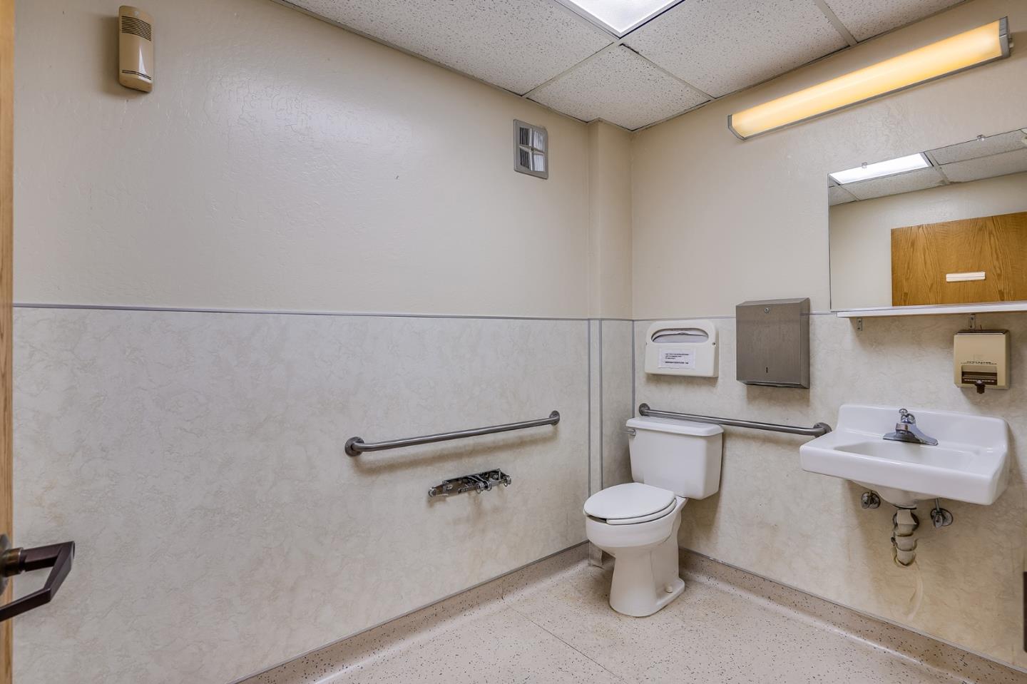 146-148 Iowa, SUNNYVALE, California 94086, ,Comm Industrial For Sale,For Sale,Iowa,40967499