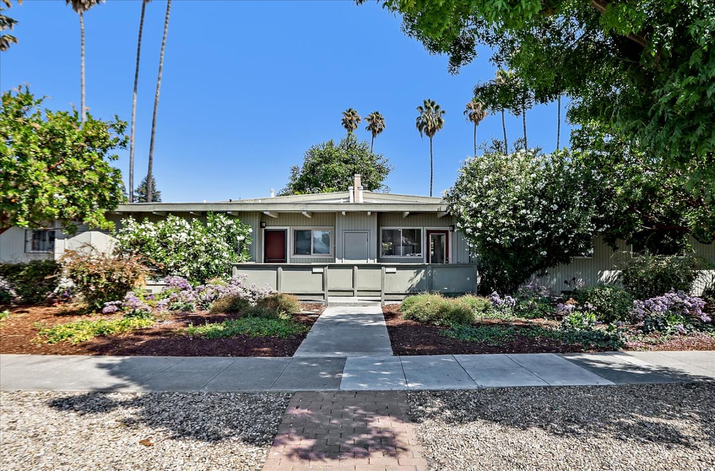 3907 Middlefield Rd C, Palo Alto, CA 94303 2 Beds 1 Baths (Sold