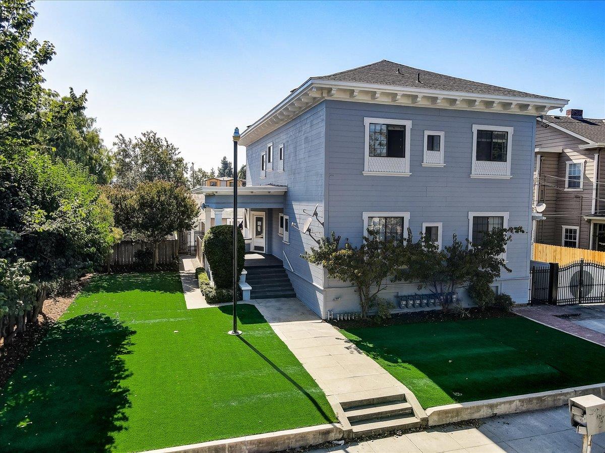 741 3rd Street, SAN JOSE, California 95112, ,Comm Ri Multi-units 5+,For Sale,3rd Street,ML81863504