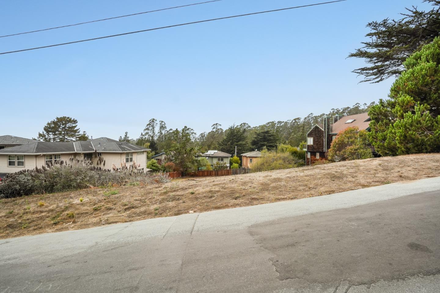 01 Avenue Granada, EL GRANADA, California 94018, ,Lots And Land,For Sale,Avenue Granada,40967711
