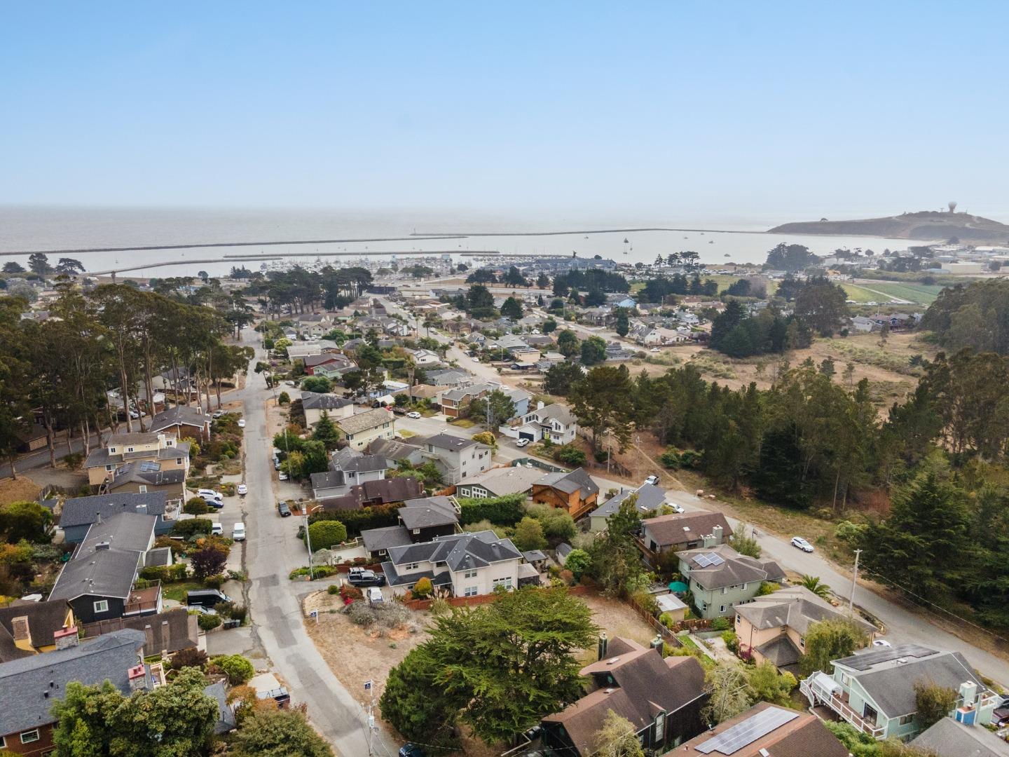 01 Avenue Granada, EL GRANADA, California 94018, ,Lots And Land,For Sale,Avenue Granada,40967711