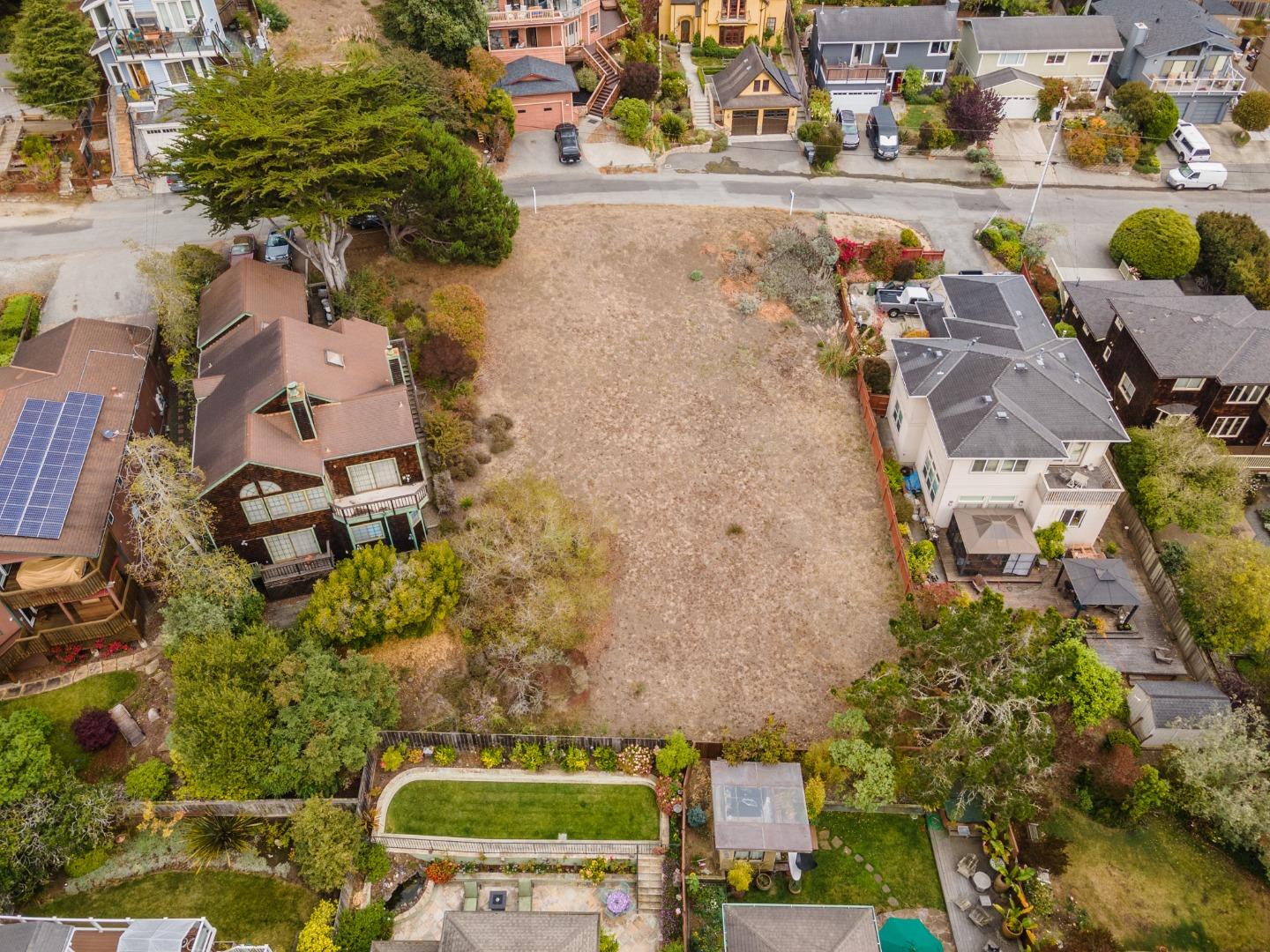 01 Avenue Granada, EL GRANADA, California 94018, ,Lots And Land,For Sale,Avenue Granada,40967711