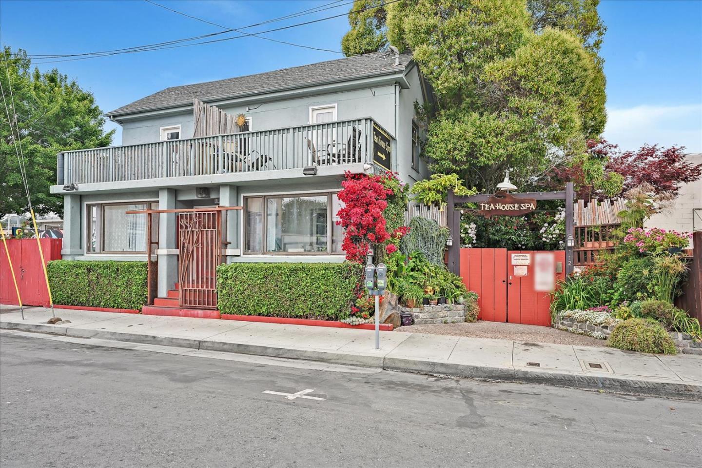 112 Elm Street, SANTA CRUZ, California 95060, ,Comm Ri Multi-units 5+,For Sale,Elm Street,ML81863572