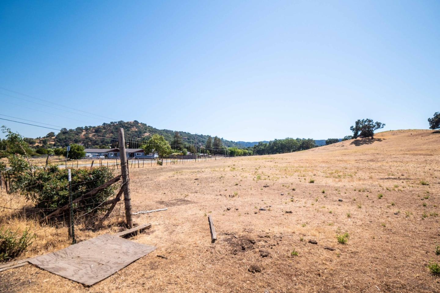 0 Edmundson Avenue, MORGAN HILL, California 95037, ,Lots And Land,For Sale,Edmundson Avenue,40967713