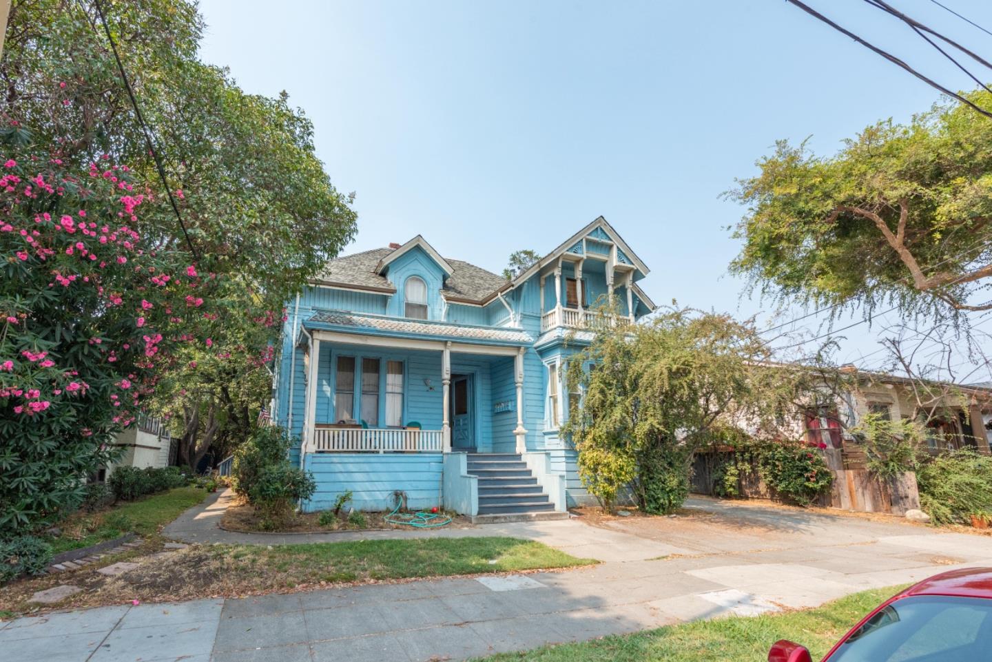 139 6th Street, SAN JOSE, California 95112, ,Comm Ri Multi-units 5+,For Sale,6th Street,ML81863594
