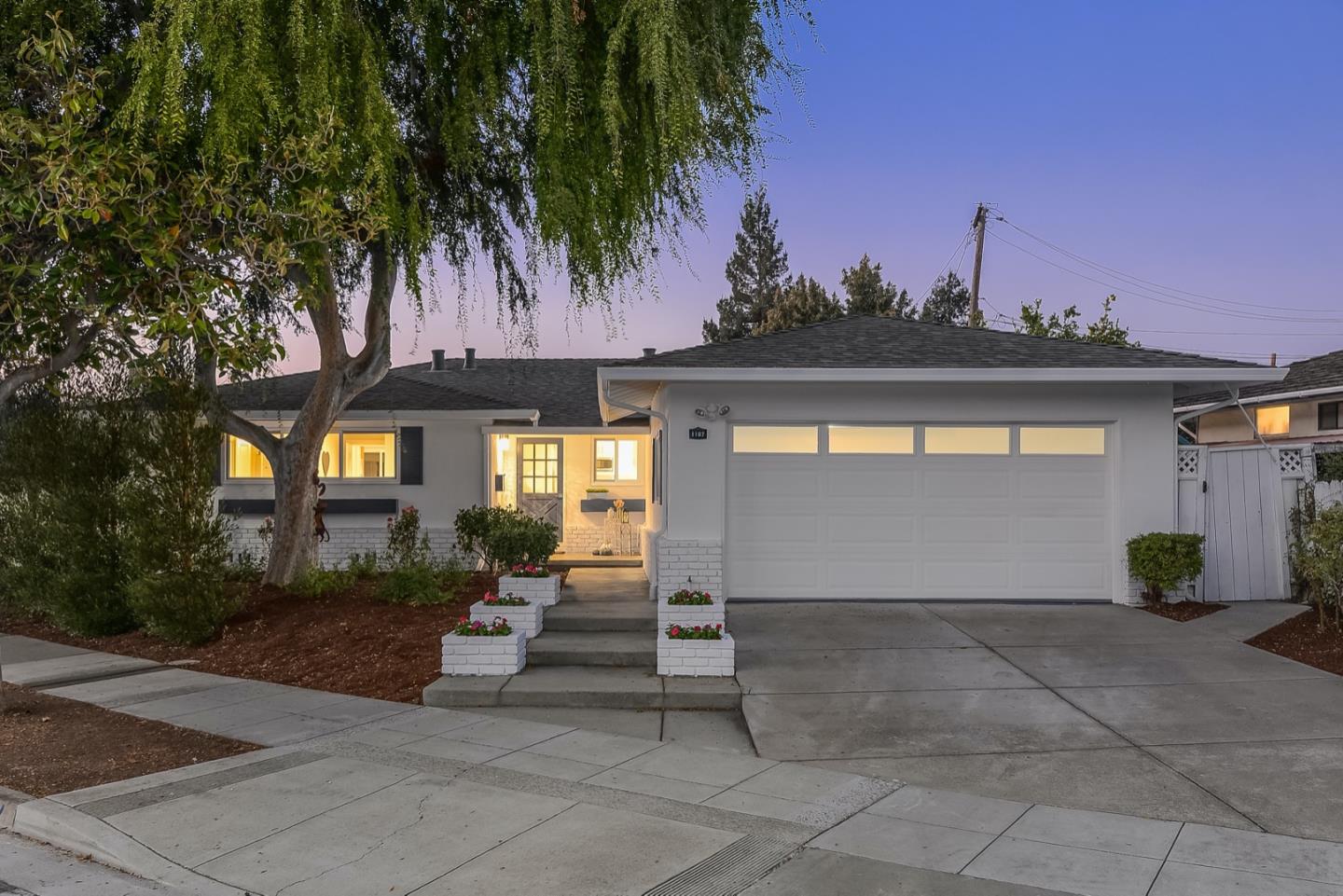Detail Gallery Image 1 of 1 For 1107 Lochinvar Ave, Sunnyvale,  CA 94087 - 3 Beds | 2 Baths