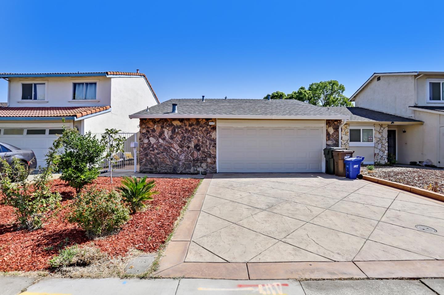 Detail Gallery Image 1 of 1 For 3117 Ash St, Antioch,  CA 94509 - 3 Beds | 2 Baths