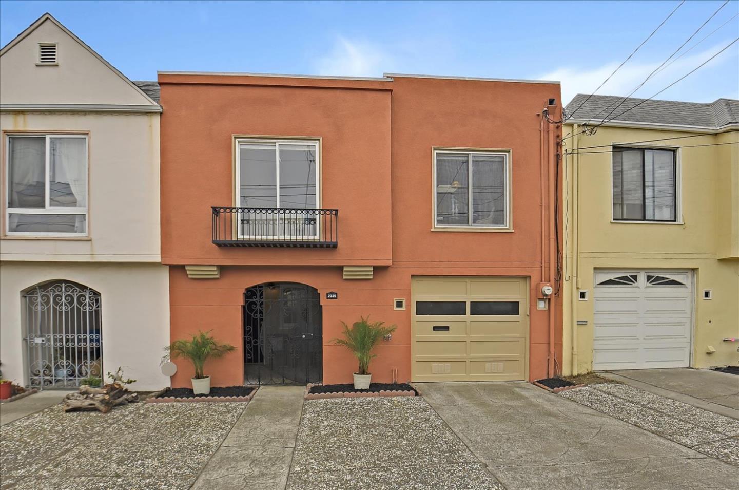 Detail Gallery Image 1 of 1 For 2335 43rd Ave, San Francisco,  CA 94116 - 2 Beds | 1 Baths