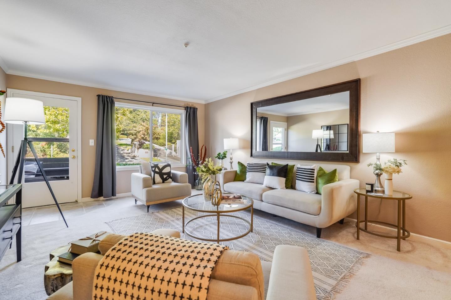 Detail Gallery Image 1 of 1 For 4004 Farm Hill Blvd #106,  Redwood City,  CA 94061 - 2 Beds | 1 Baths