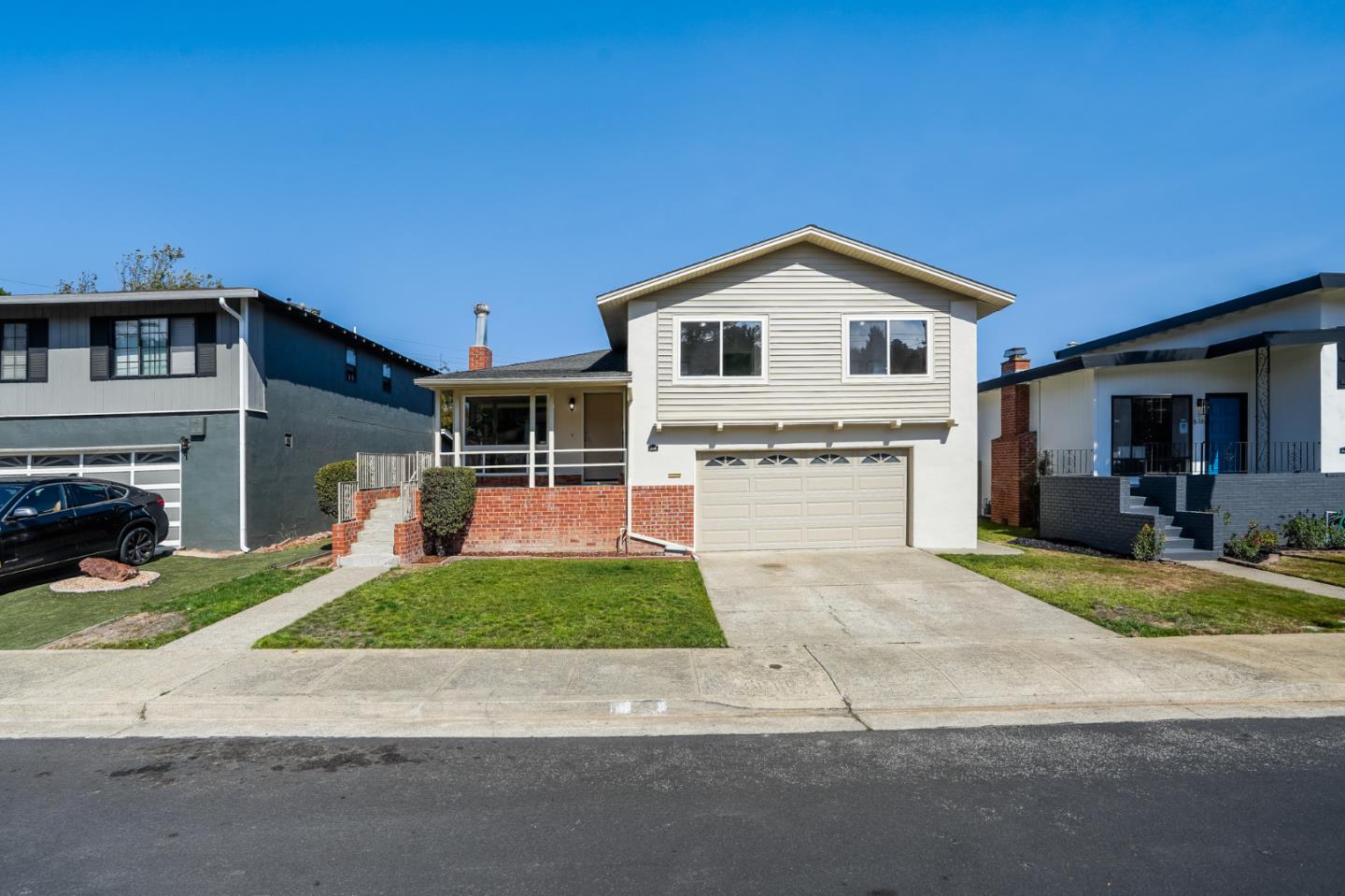 Detail Gallery Image 1 of 1 For 624 Newman Dr, South San Francisco,  CA 94080 - 3 Beds | 2 Baths