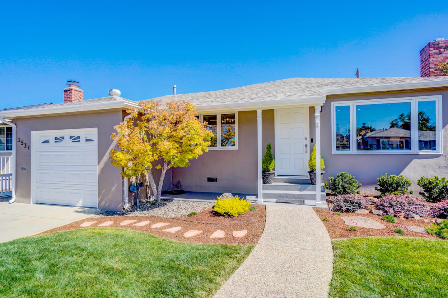 Detail Gallery Image 1 of 1 For 3537 Casanova Dr, San Mateo,  CA 94403 - 3 Beds | 1 Baths