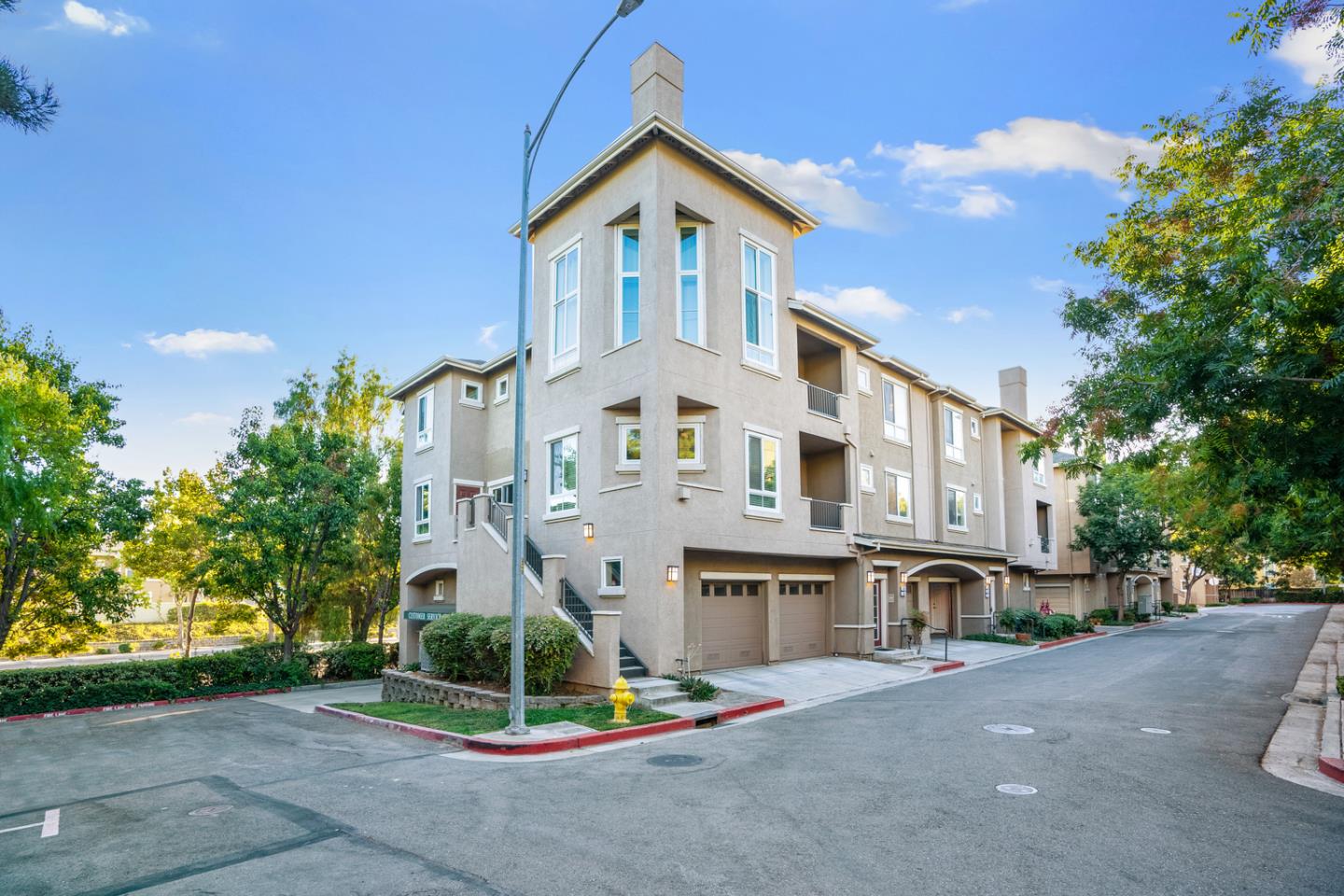 466 White Chapel Ave, San Jose, CA 95136 3 Beds 3/1 Baths (Sold