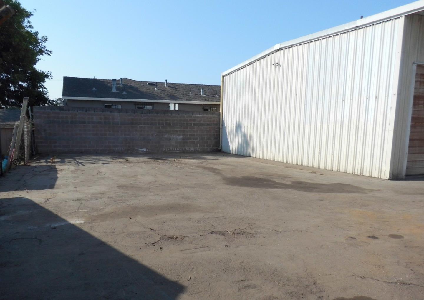 231 Kern Street, SALINAS, California 93905, ,Comm Industrial For Sale,For Sale,Kern Street,40968408