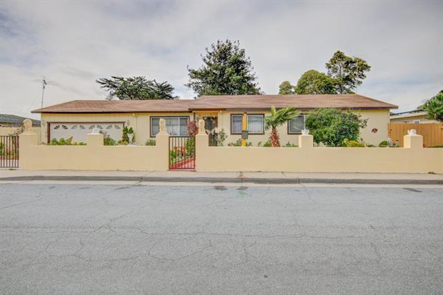 Detail Gallery Image 1 of 1 For 1619 Waring St, Seaside,  CA 93955 - 4 Beds | 2 Baths