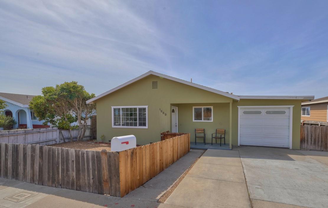 Detail Gallery Image 1 of 1 For 1669 Soto St, Seaside,  CA 93955 - 3 Beds | 1 Baths