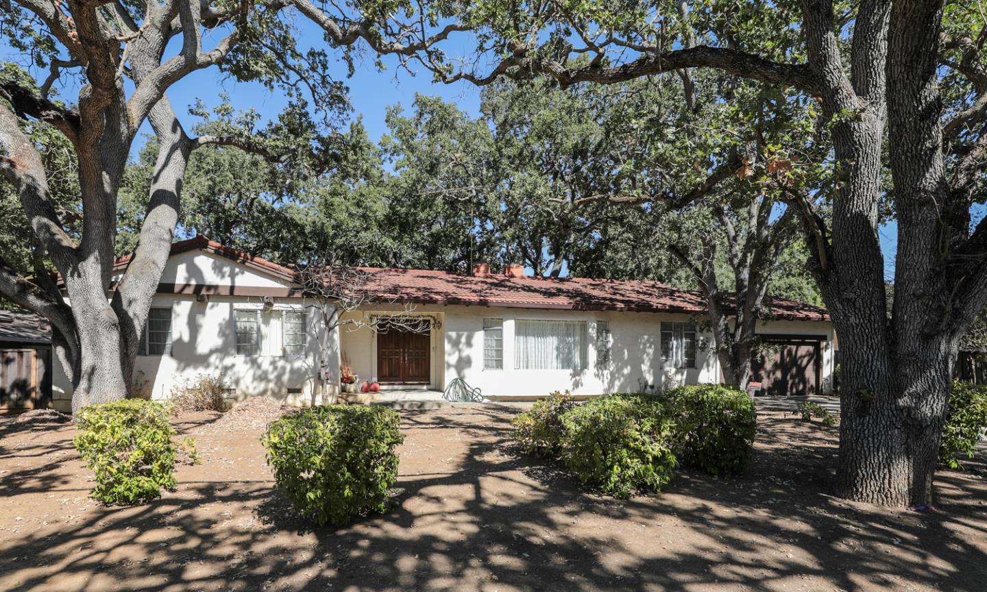 Detail Gallery Image 1 of 1 For 561 Fremont Ave, Los Altos,  CA 94024 - 4 Beds | 2/1 Baths