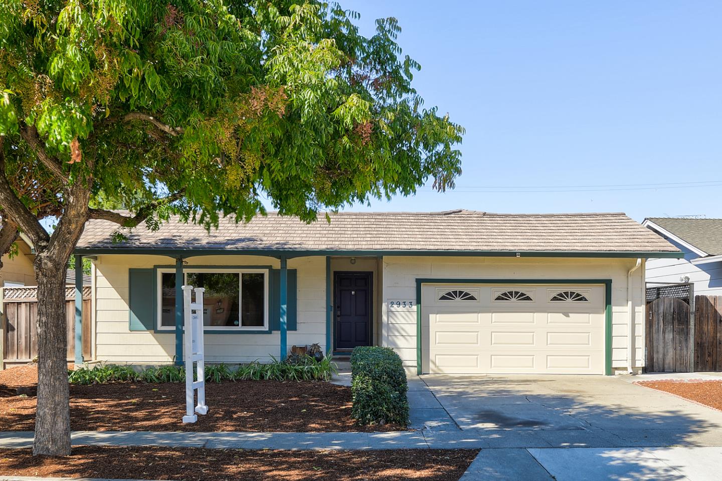 Detail Gallery Image 1 of 1 For 2933 Fallwood Ln, San Jose,  CA 95132 - 3 Beds | 2 Baths