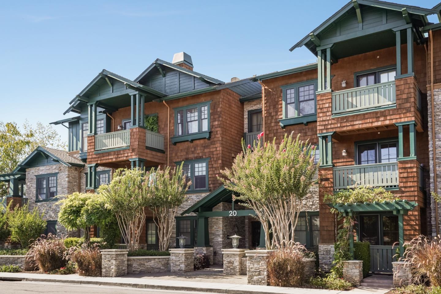Detail Gallery Image 1 of 1 For 20 Madison Ave #106,  San Mateo,  CA 94402 - 2 Beds | 2 Baths
