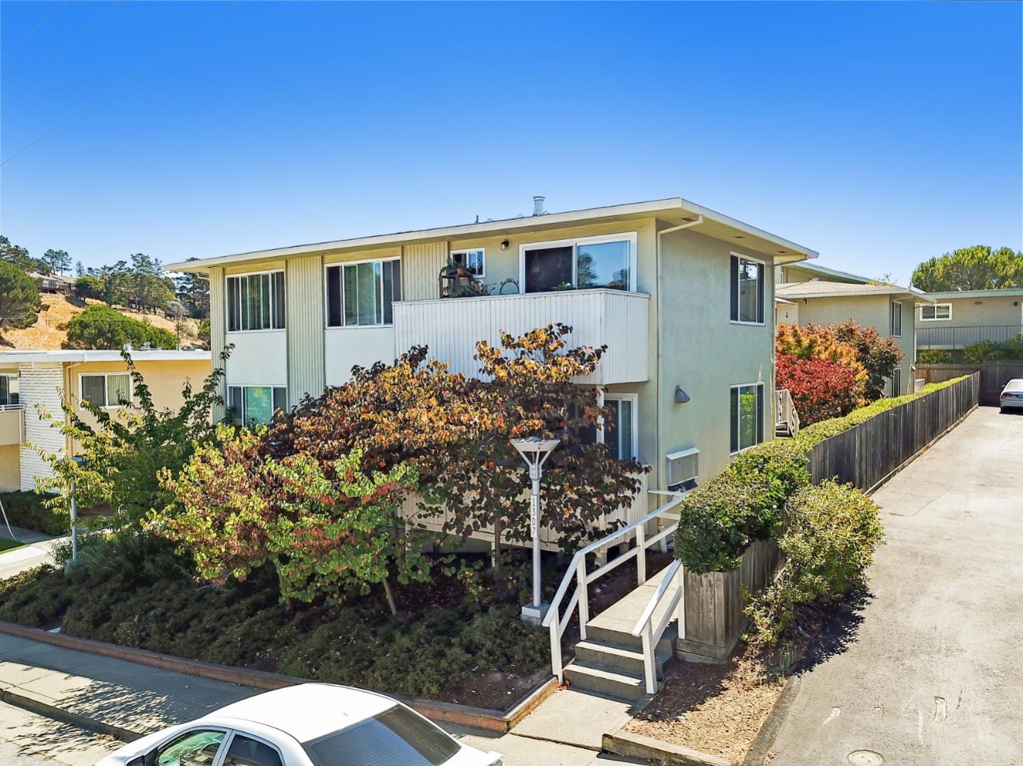 1307 Palos Verdes Drive, SAN MATEO, California 94403, ,Comm Ri Multi-units 5+,For Sale,Palos Verdes Drive,ML81864920