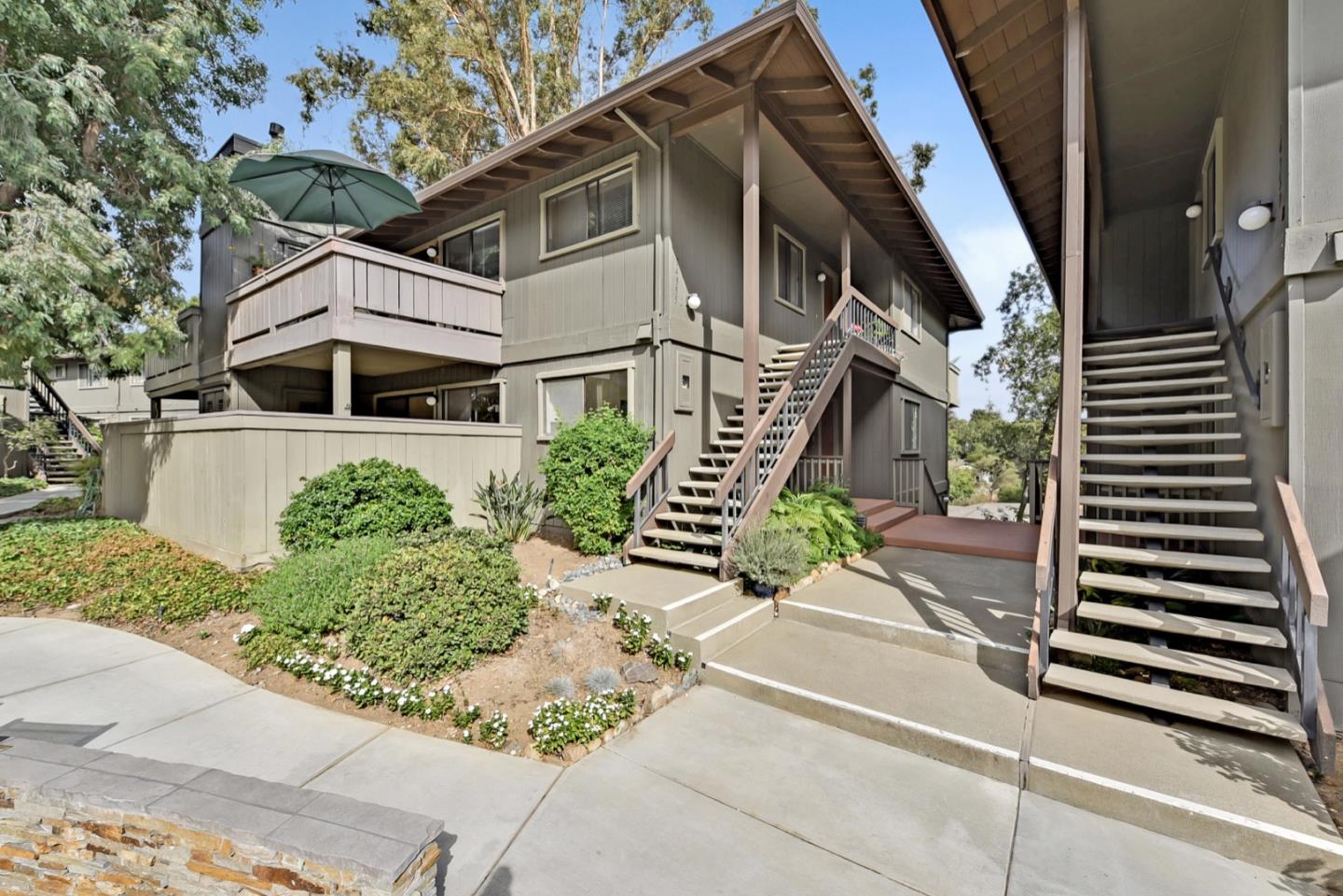 Detail Gallery Image 1 of 1 For 14355 Saratoga Ave #D,  Saratoga,  CA 95070 - 3 Beds | 2 Baths