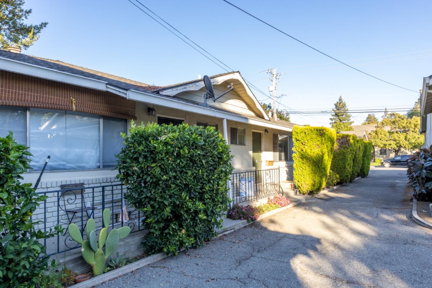 352 Tyrella Avenue, MOUNTAIN VIEW, California 94043, ,Comm Ri Multi-units 5+,For Sale,Tyrella Avenue,ML81865041