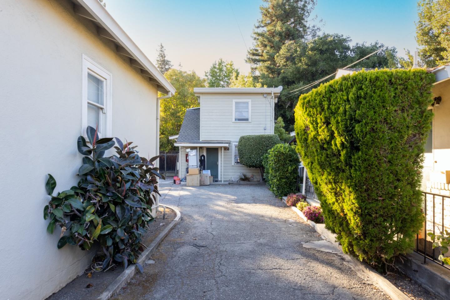 352 Tyrella Avenue, MOUNTAIN VIEW, California 94043, ,Comm Ri Multi-units 5+,For Sale,Tyrella Avenue,ML81865041