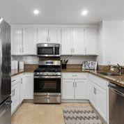 Detail Gallery Image 1 of 1 For 501 Crescent Way #5104,  San Francisco,  CA 94134 - 2 Beds | 2 Baths