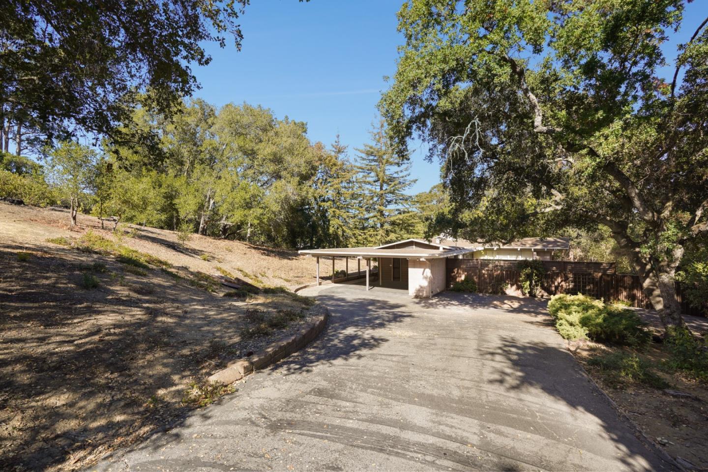 95 Sutherland Drive, ATHERTON, California 94027, ,Lots And Land,For Sale,Sutherland Drive,40969338