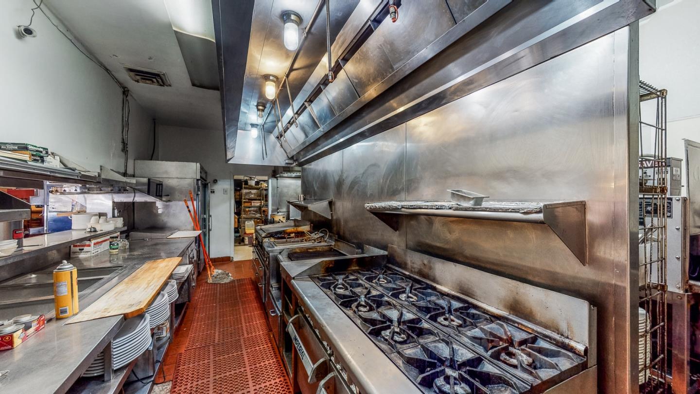 7554 Monterey Road, GILROY, California 95020, ,Comm Industrial For Sale,For Sale,Monterey Road,40969841