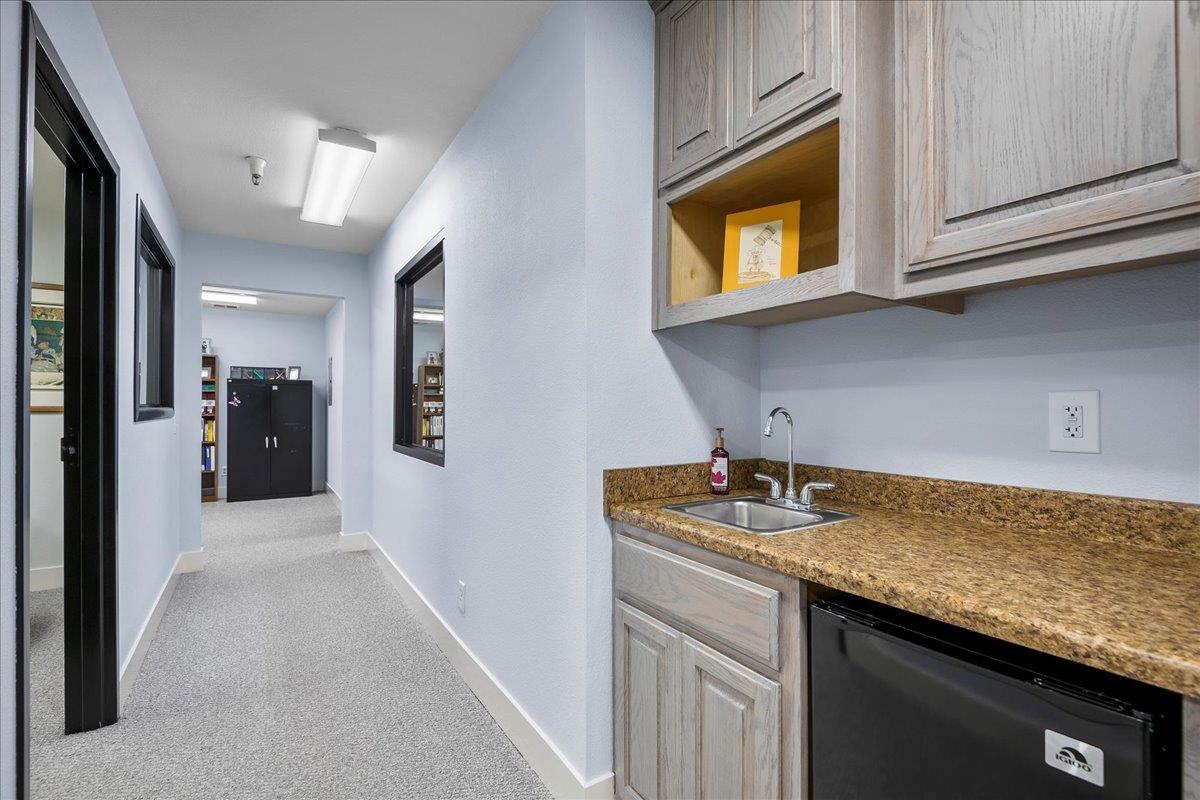 16055 Caputo Drive, MORGAN HILL, California 95037, ,Comm Industrial For Sale,For Sale,Caputo Drive,40970094