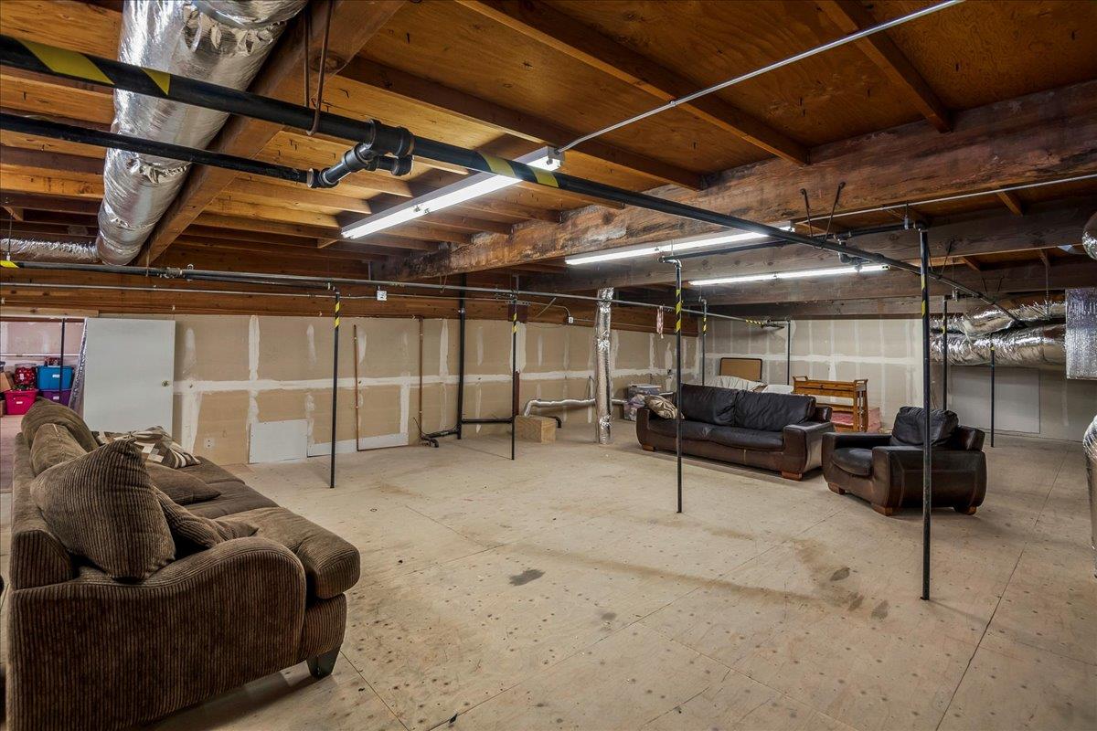 16055 Caputo Drive, MORGAN HILL, California 95037, ,Comm Industrial For Sale,For Sale,Caputo Drive,40970094