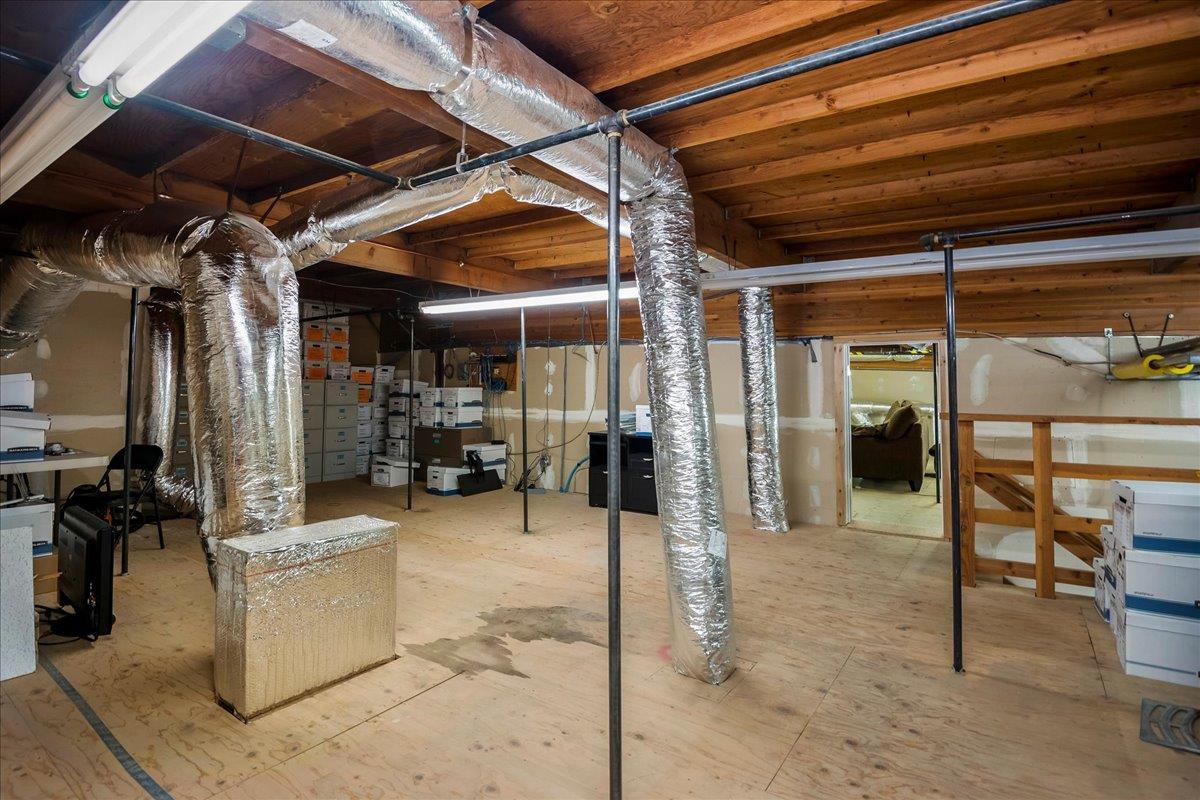16055 Caputo Drive, MORGAN HILL, California 95037, ,Comm Industrial For Sale,For Sale,Caputo Drive,40970094