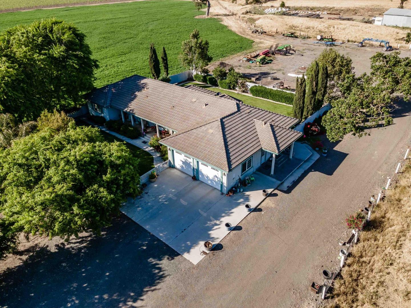 3665 Pacheco Pass Highway, GILROY, California 95020, ,Lots And Land,For Sale,Pacheco Pass Highway,40970098