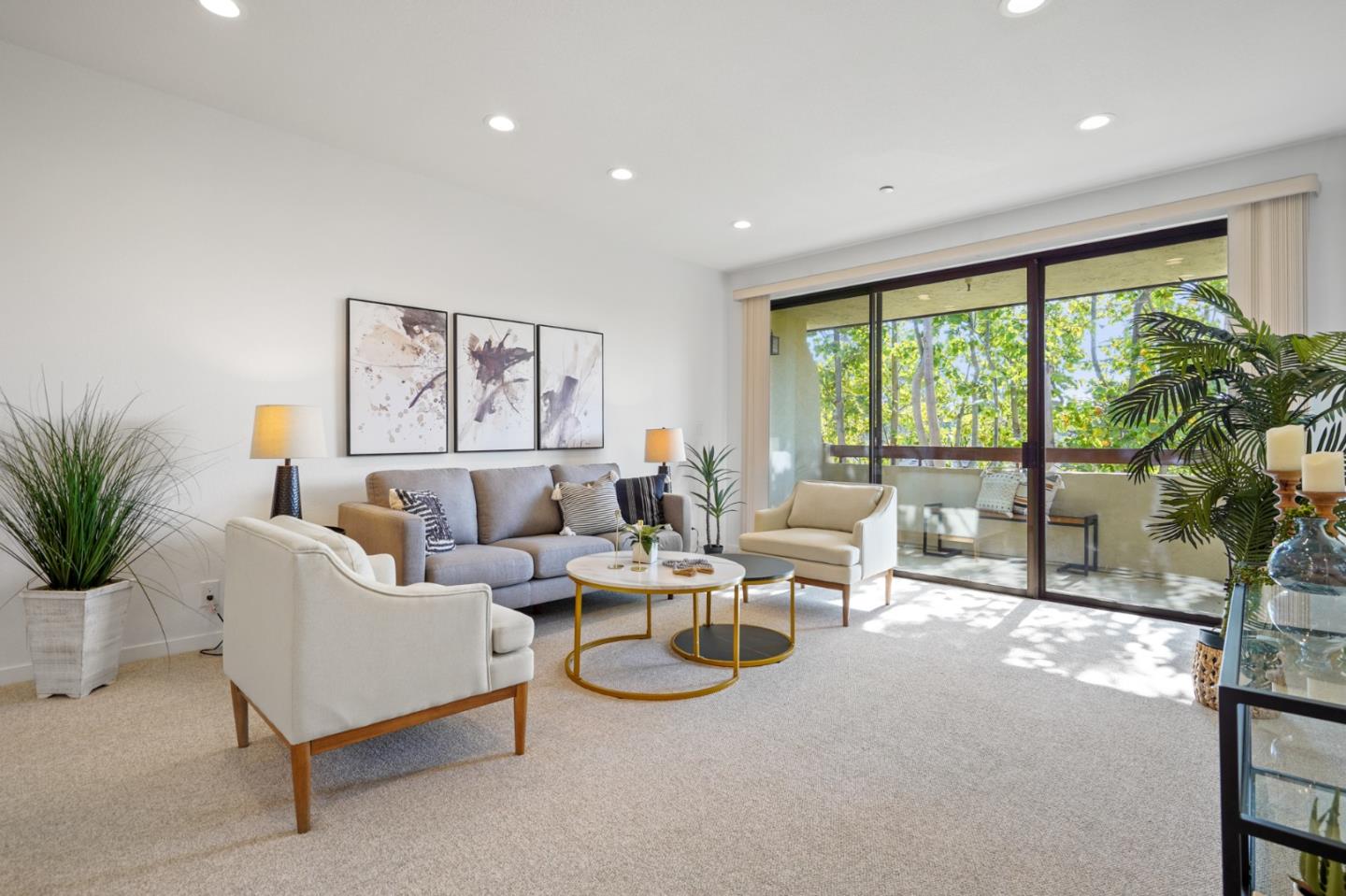 Detail Gallery Image 1 of 1 For 320 Elm St #306,  San Mateo,  CA 94401 - 2 Beds | 2 Baths