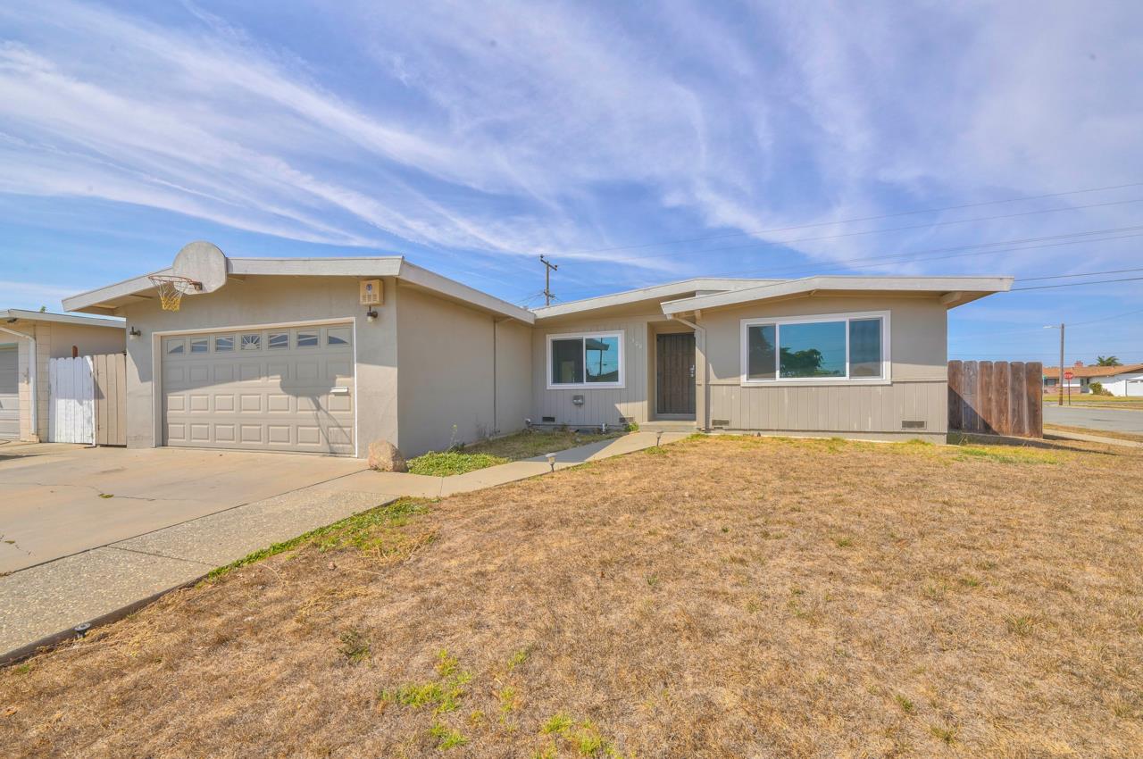 Detail Gallery Image 1 of 1 For 308 Navajo Dr, Salinas,  CA 93906 - 3 Beds | 2 Baths