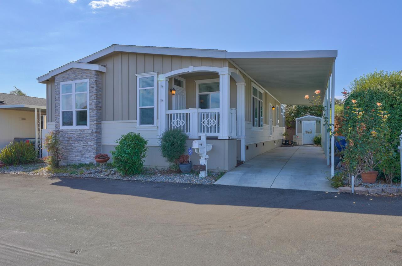 Detail Gallery Image 1 of 1 For 144 Holm Rd #53,  Watsonville,  CA 95076 - 3 Beds | 2 Baths