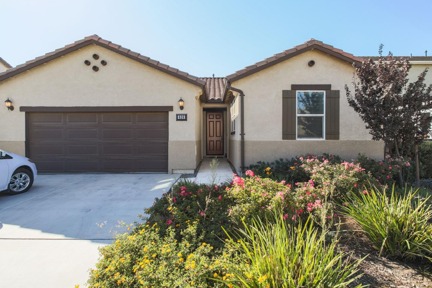 Detail Gallery Image 1 of 1 For 626 Robledo Dr, Soledad,  CA 93960 - 3 Beds | 2 Baths