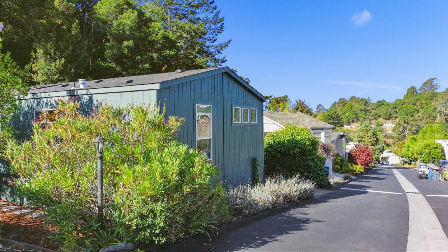 Detail Gallery Image 1 of 1 For 149 Hahns Rd #149,  Aptos,  CA 95003 - 2 Beds | 2 Baths