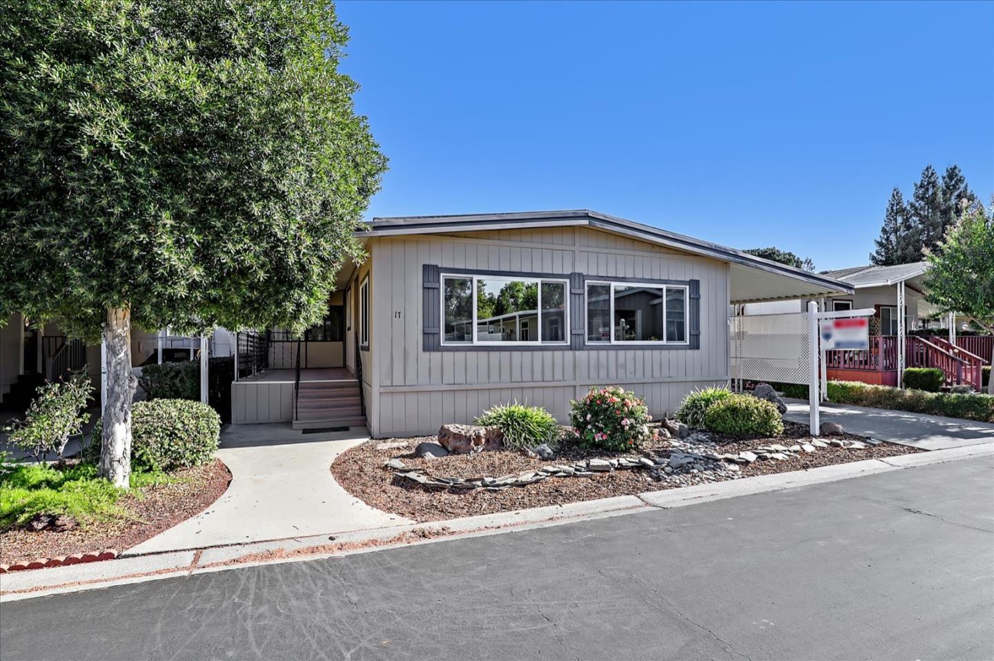 Detail Gallery Image 1 of 1 For 17 Walnut #17,  Morgan Hill,  CA 95037 - 2 Beds | 2 Baths