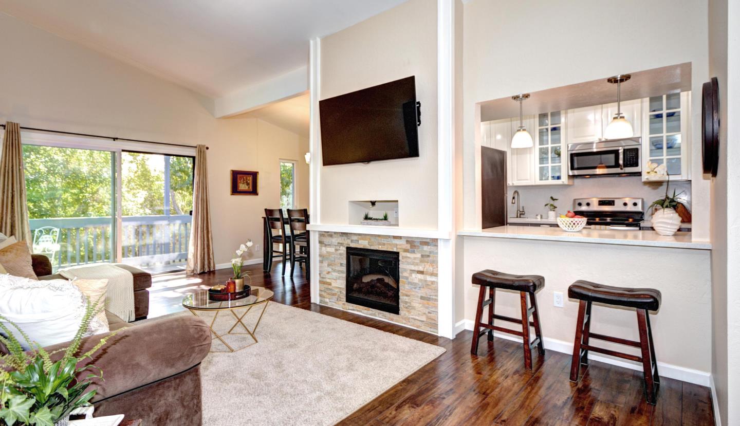Detail Gallery Image 1 of 1 For 66 Laurie Meadows #4,  San Mateo,  CA 94403 - 1 Beds | 1 Baths
