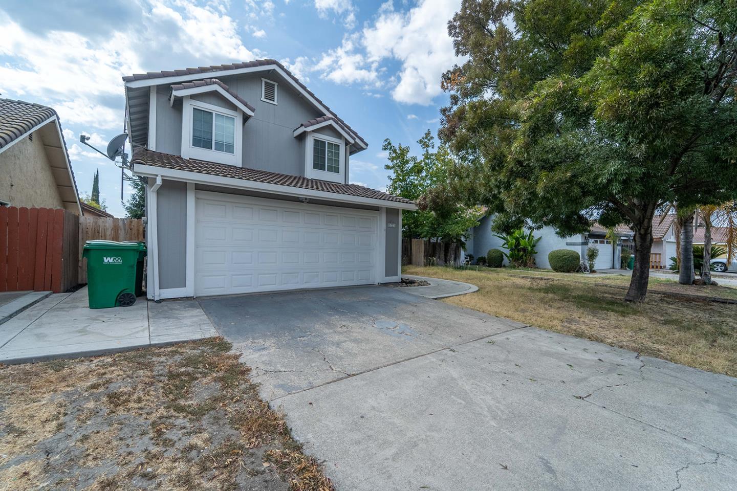 Detail Gallery Image 1 of 1 For 5723 Larcom Ln, Stockton,  CA 95210 - 3 Beds | 2/1 Baths