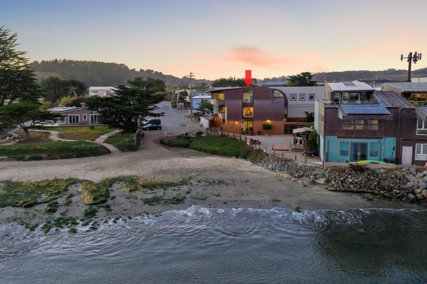 152 West Point Avenue, HALF MOON BAY, California 94019, ,Comm Industrial For Sale,For Sale,West Point Avenue,40970960
